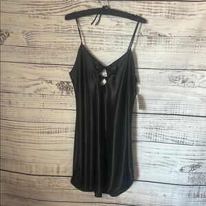 NWT Black Satin nightgown dress size large